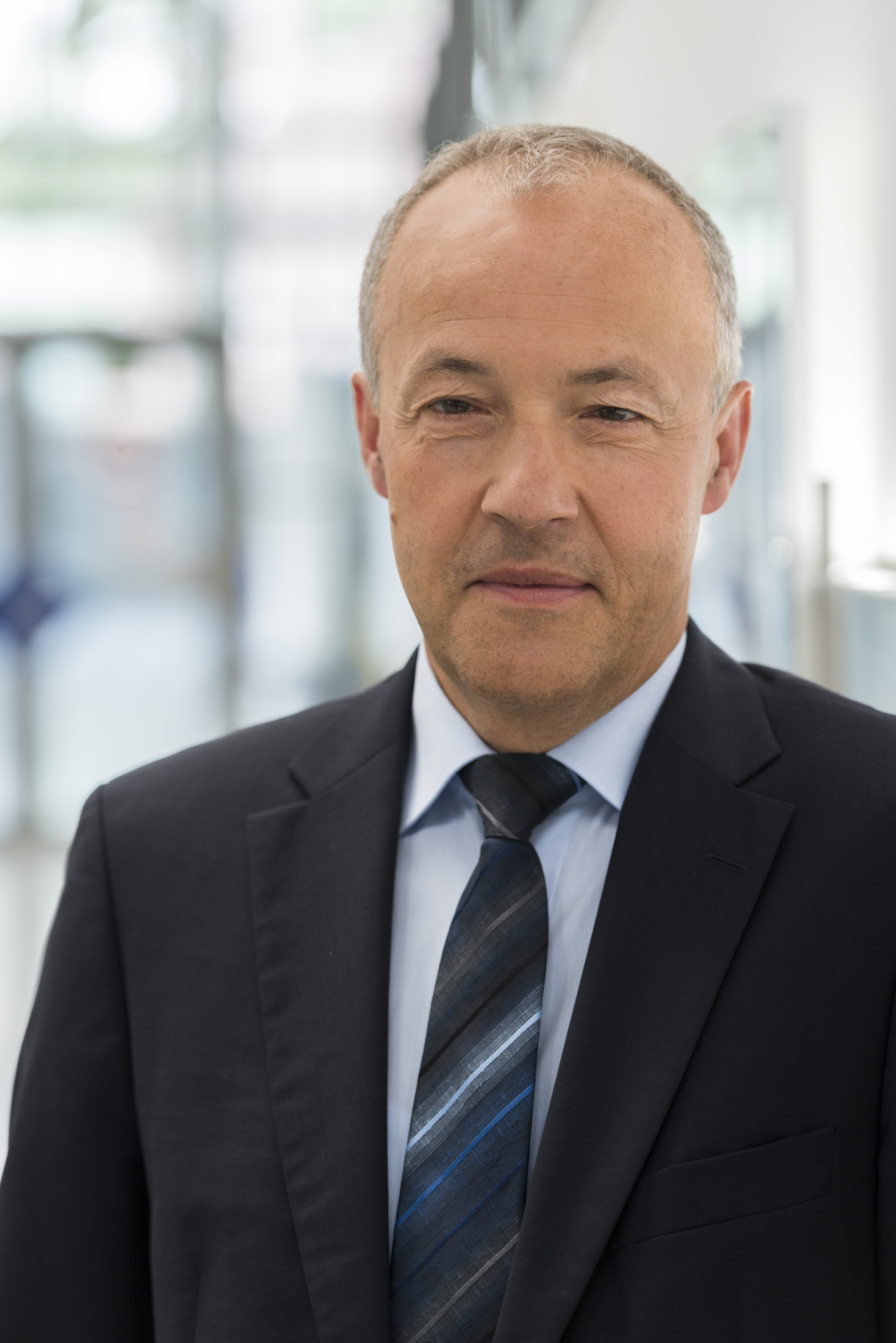 Dipl.-Ing. (FH) Bernd Zapf