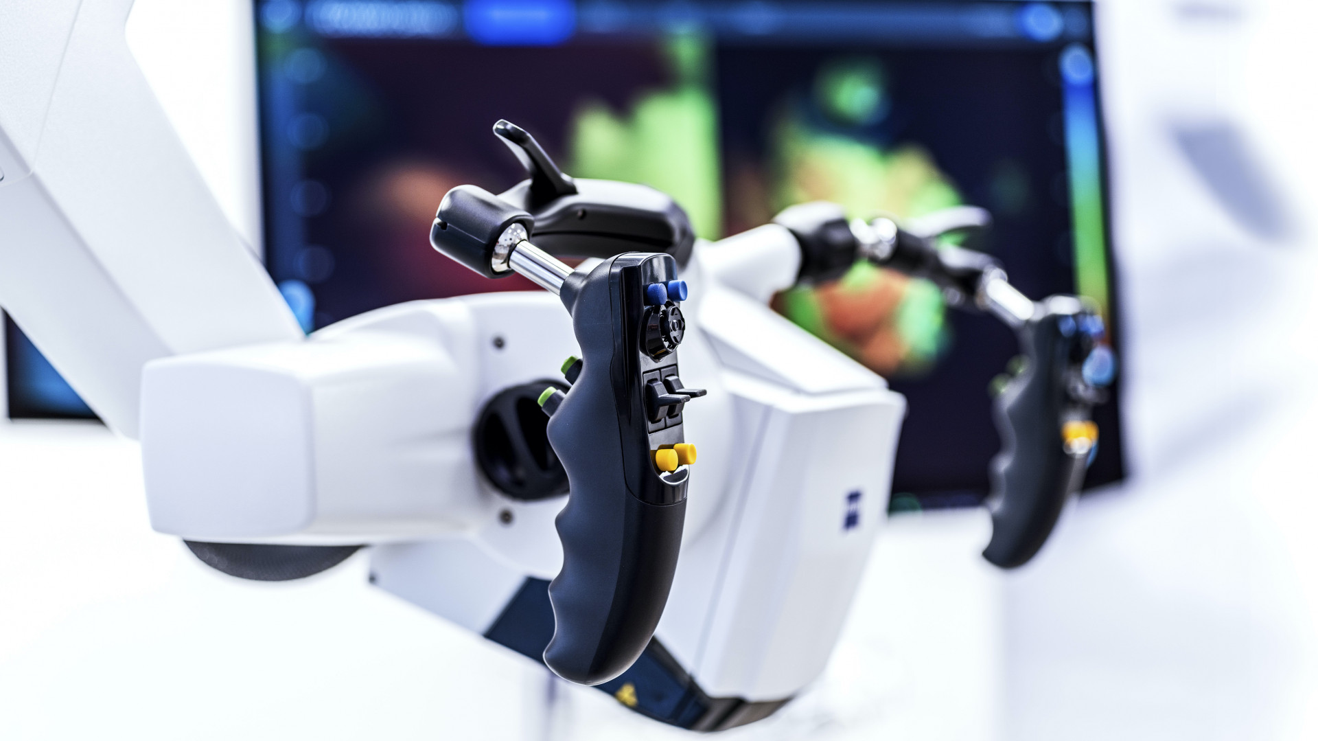 Robotisches Visualisierungssystem Robotisches Visualisierungssystem – Effizienz für die Mikrochirurgie