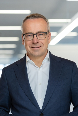 Portrait Prof. Dr. Gunther Friedl