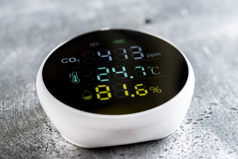 Umgebungsbedingungssensor für CO2, Temperatur und Feuchte
